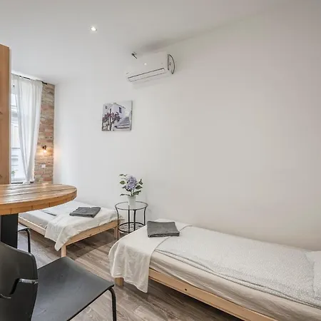 Appartamento 4 On The Ring Road W Ac By Nw